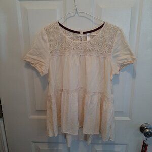 Xhilaration Semi-sheer Swiss Dot Top; Crochet Lace Trim; Large; EUC